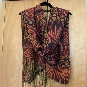 Women’s Lightweight Multicolored Animal-like Print Scarf/Wrap
